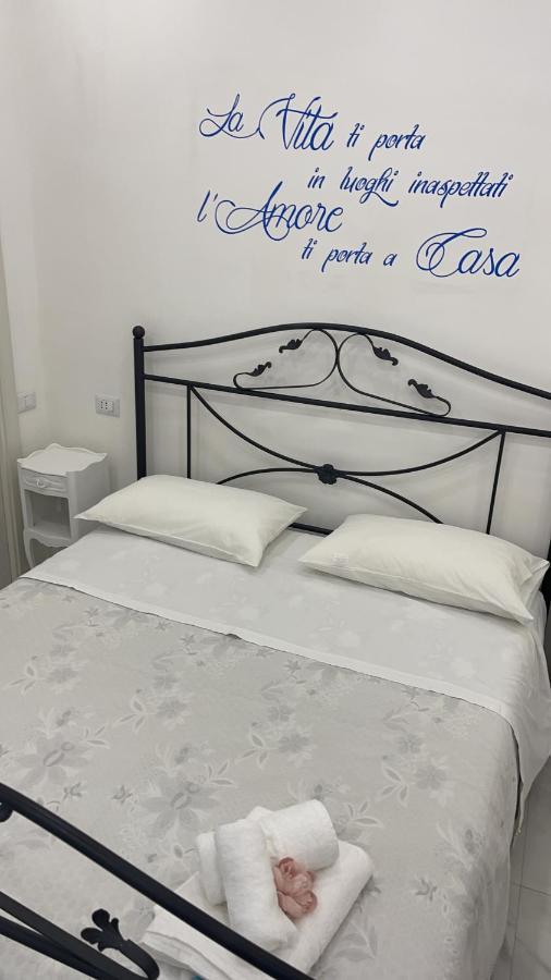 La Dukesca Chic Apartment Наполи Екстериор снимка