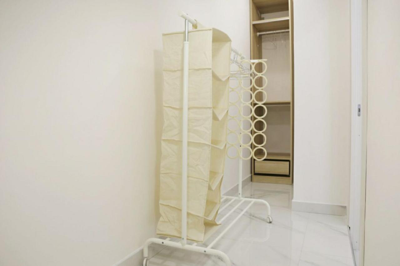La Dukesca Chic Apartment Наполи Екстериор снимка