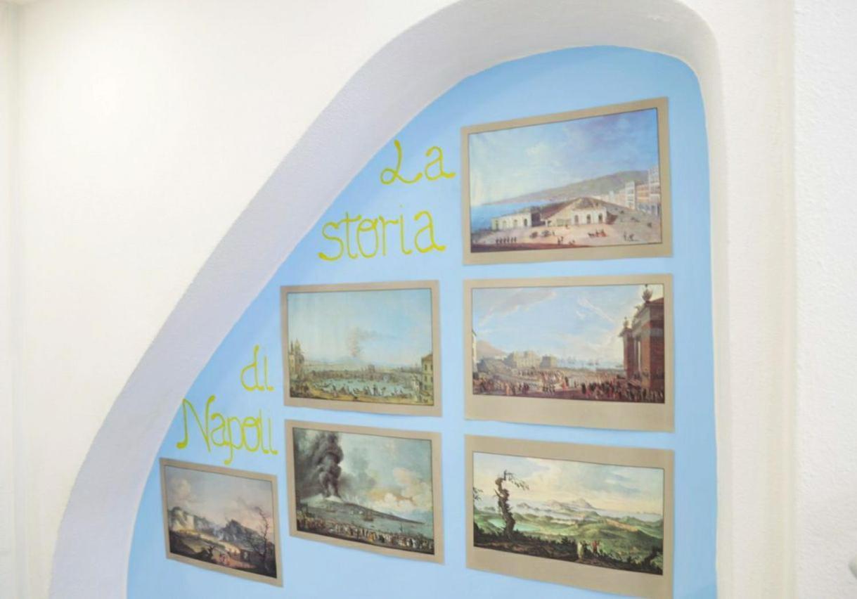 La Dukesca Chic Apartment Наполи Екстериор снимка