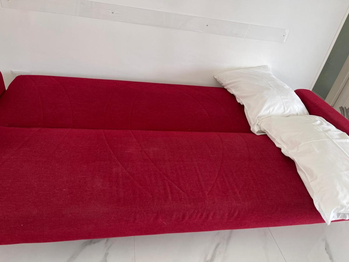 La Dukesca Chic Apartment Наполи Екстериор снимка