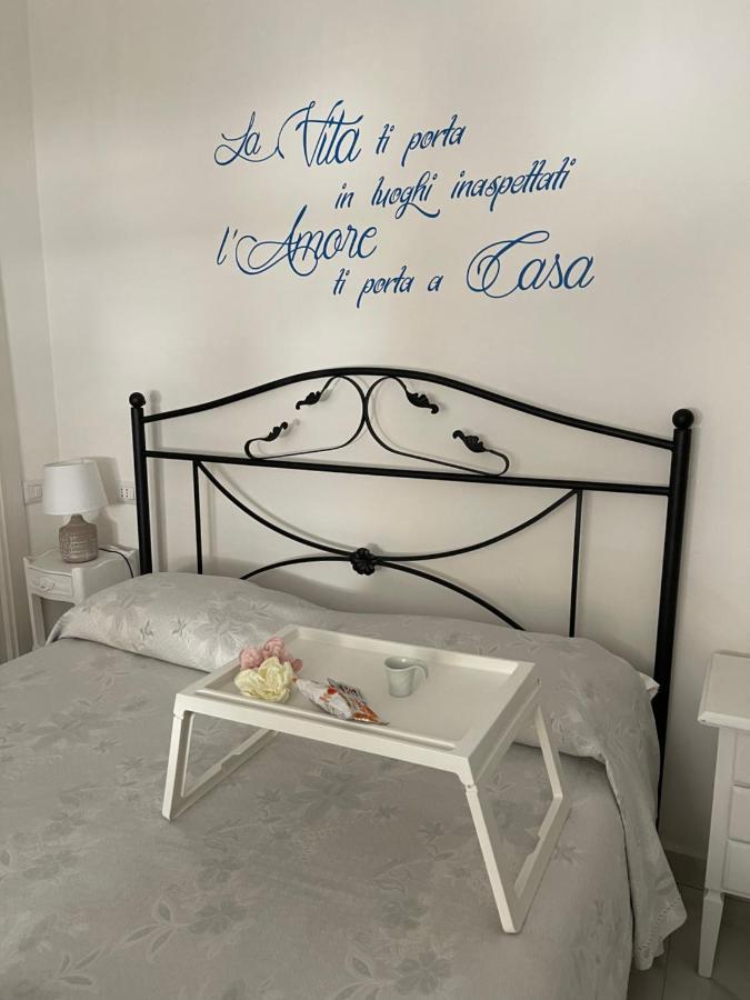 La Dukesca Chic Apartment Наполи Екстериор снимка